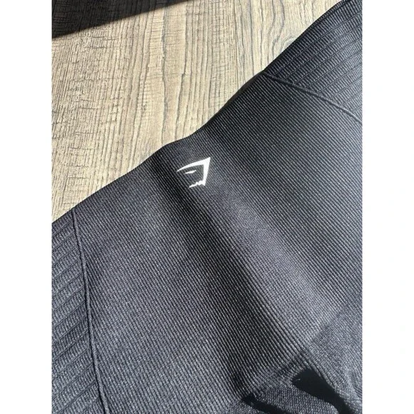 Gymshark Woman's Leggings XS High Rise Compression Stretch Active Yoga Black - Picture 2 of 4